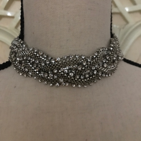 GUESS Rhinestones Choker. - Picture 2 of 6